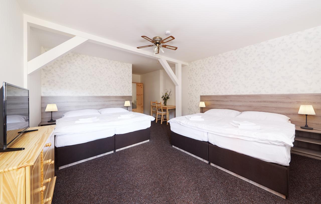 Ski Hotel Свобода-над-Упоу Екстер'єр фото