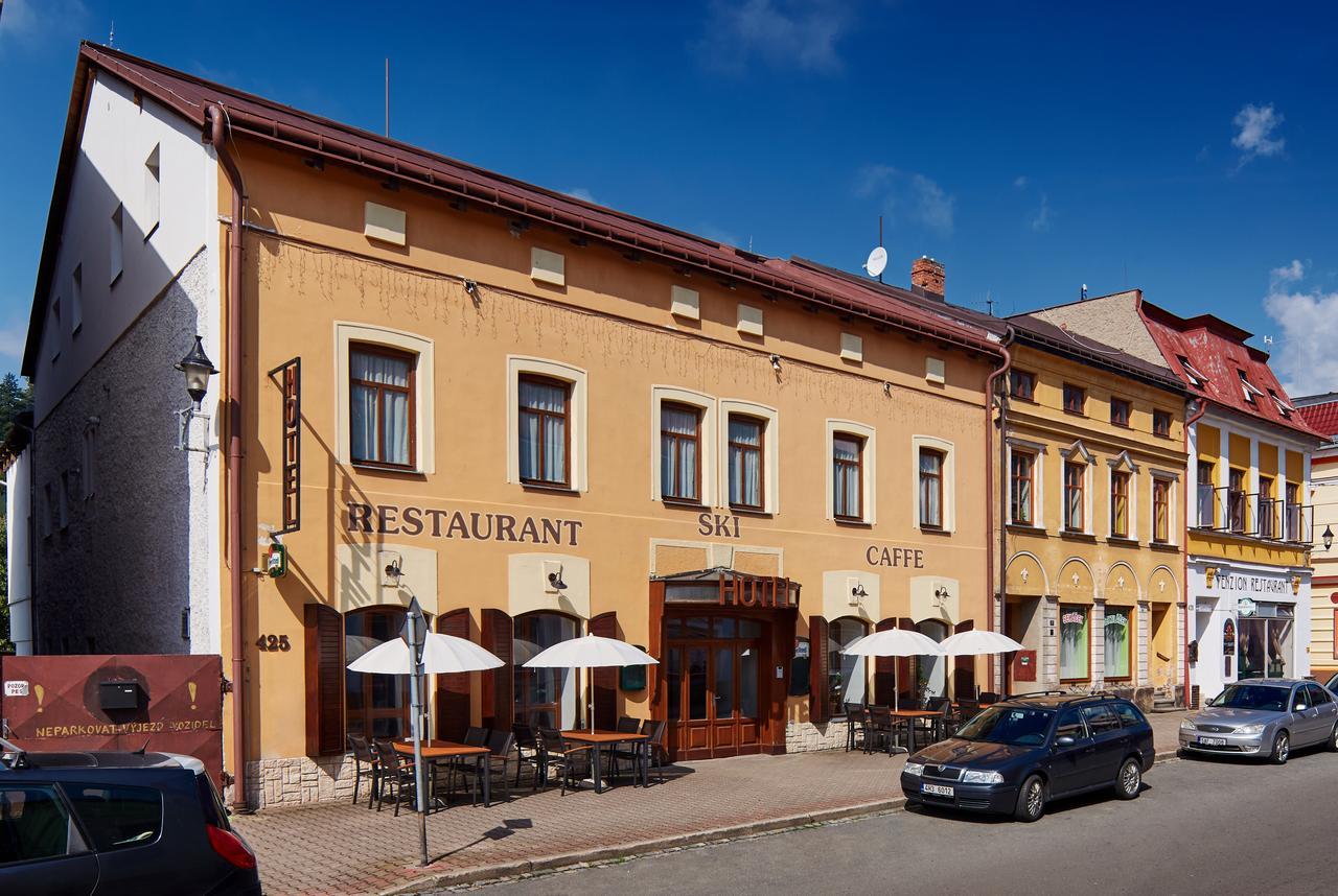 Ski Hotel Свобода-над-Упоу Екстер'єр фото